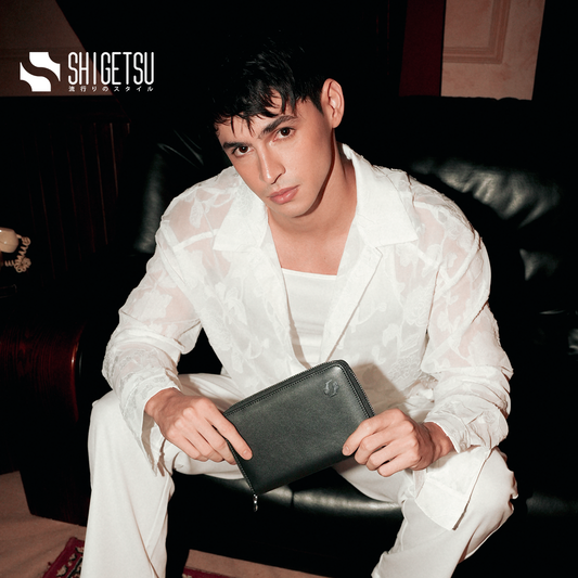 Shigetsu KURASHIKI Leather Passport Holder