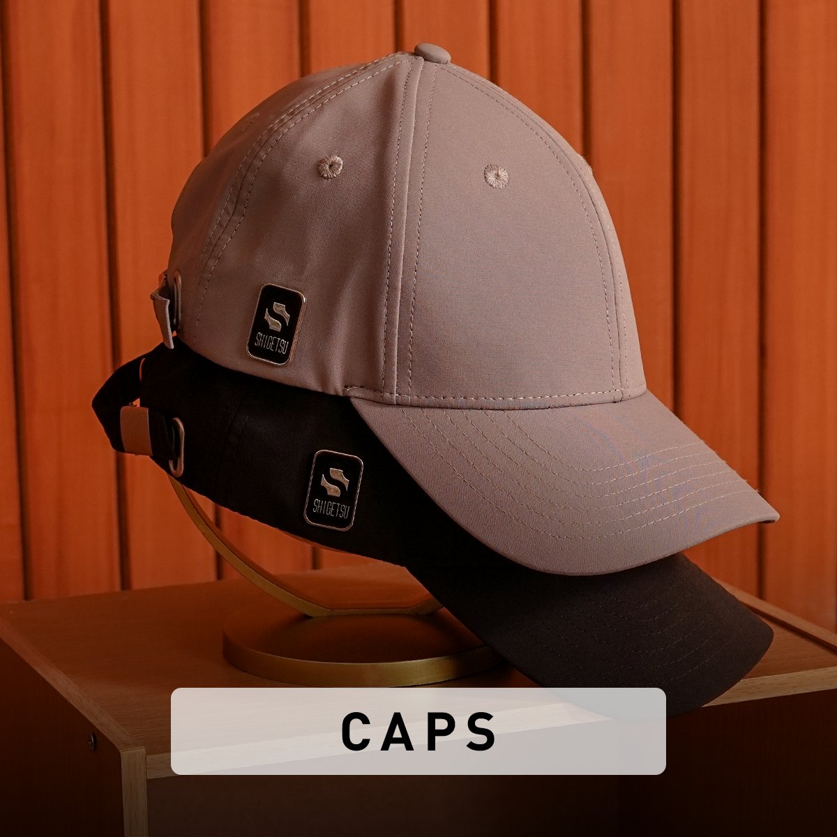 Caps